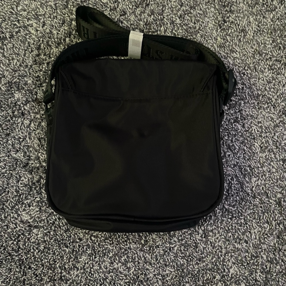 Trapstar ‘black’ crossbody bag UK - Picture 2 of 2